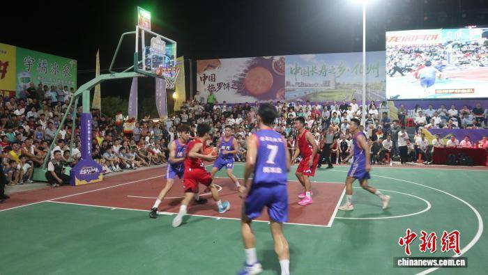 广东化州第三季“村BA”篮球赛开打 赋能“百千万工程”