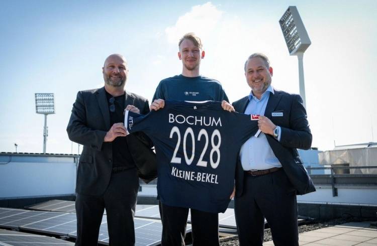 官方:波鸿签下基尔中卫贝克尔,双方签约至2028年