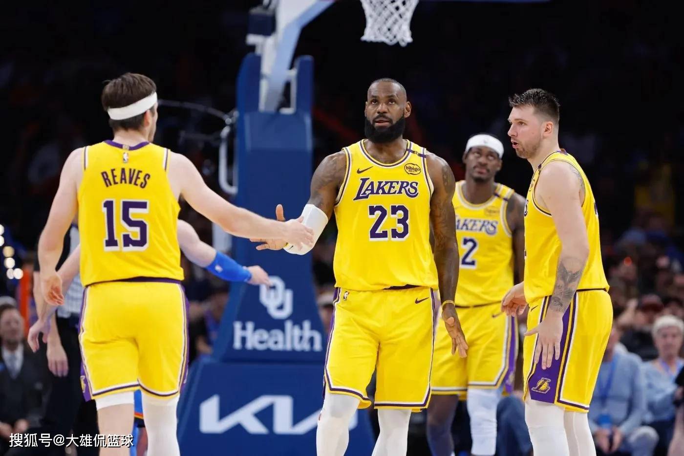 NBA高管称湖人队变得更好，2026年保底西部决赛，詹姆斯还要走？