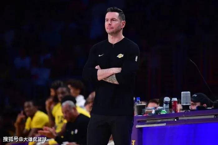 NBA高管称湖人队变得更好，2026年保底西部决赛，詹姆斯还要走？