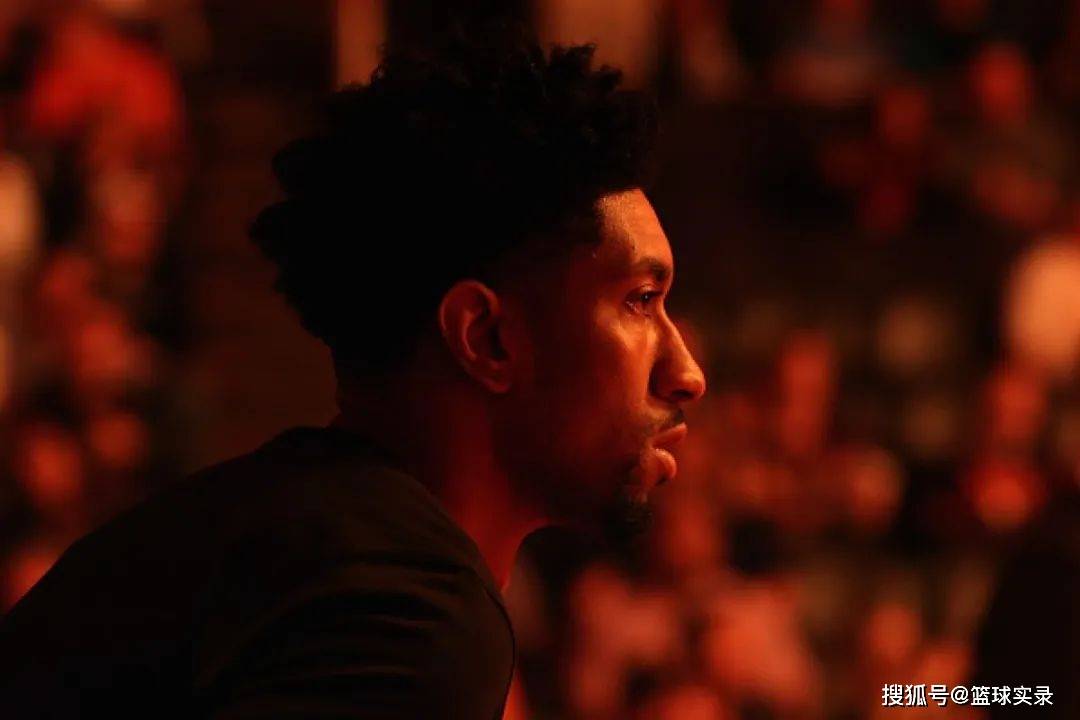 两次膝盖手术！29岁的伍德，还能重返NBA吗？