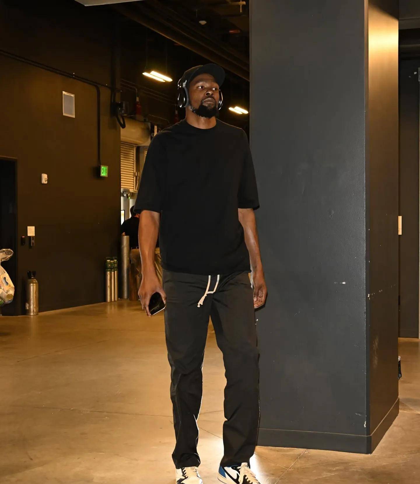 火箭续约拖延埋雷：杜兰特的“勇士噩梦”恐在休斯顿重演