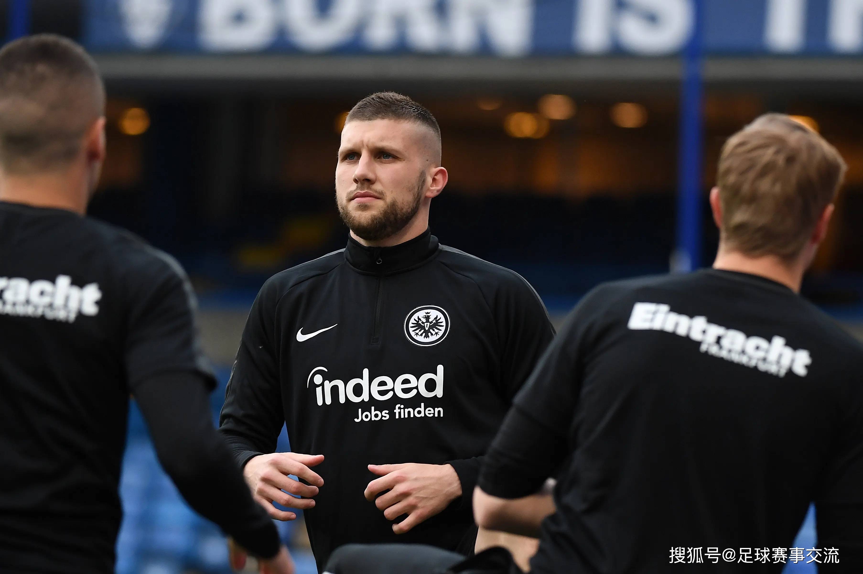 今日足球:柏林联合vs斯图加特、勒沃库森vs霍芬海姆