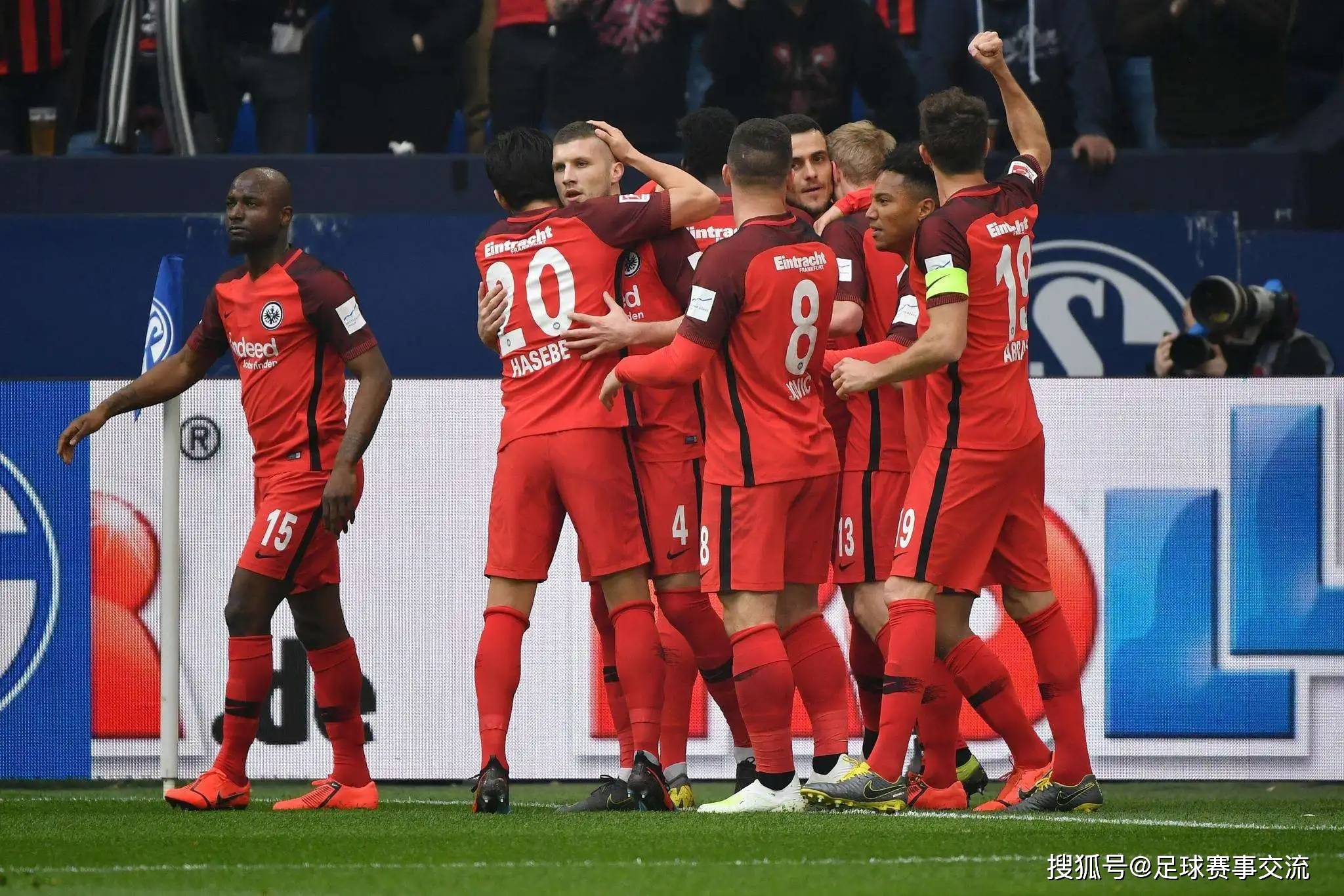 今日足球:柏林联合vs斯图加特、勒沃库森vs霍芬海姆