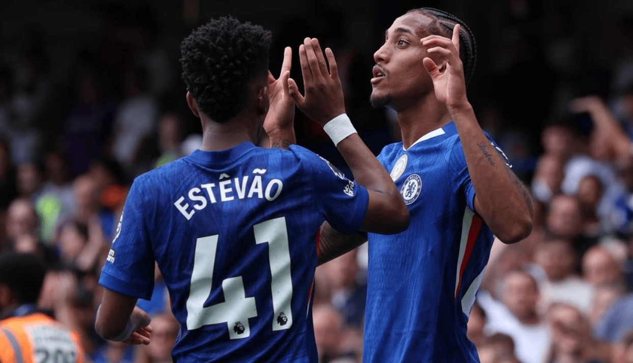 英超最新积分战报:曼联桑德兰纷纷绝杀,热刺爆冷,纽卡3场不胜