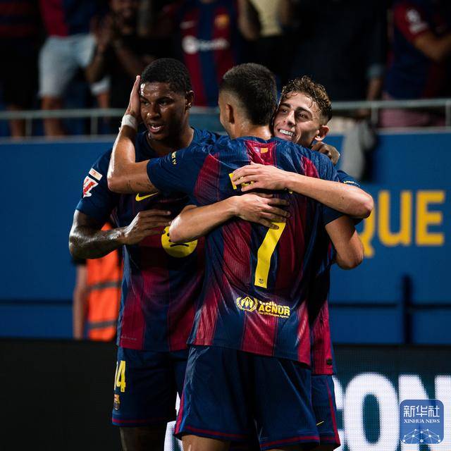 足球|西甲:巴塞罗那胜巴伦西亚